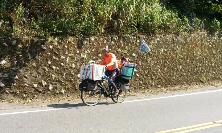 老灰仔自不量力之武嶺牽車健走記