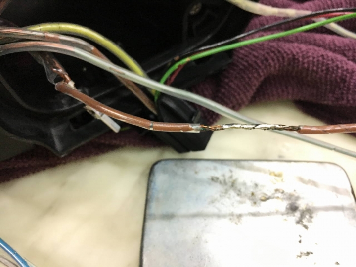 2005 AUDI A3 8P 2.0T 大燈脆化包透明熱縮套管 DIY