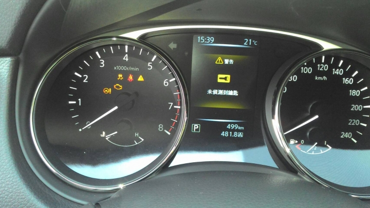 才買十天 X-Trail 新車 電瓶就掛了