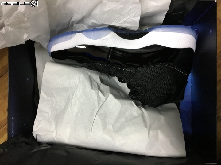 Air Jordan 11 Space Jam簡易開箱