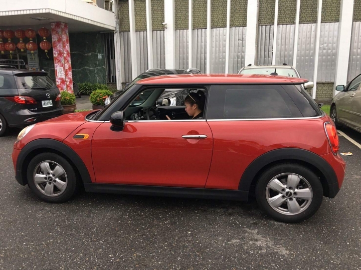 小資女牽新車購新機小開箱—Vico MF1