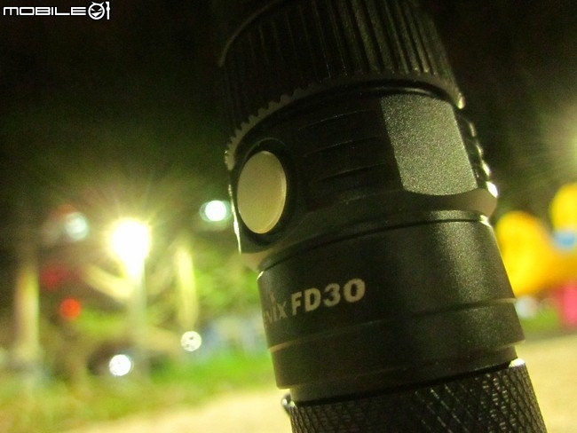 FD30 精緻360度旋轉變焦戰術筒