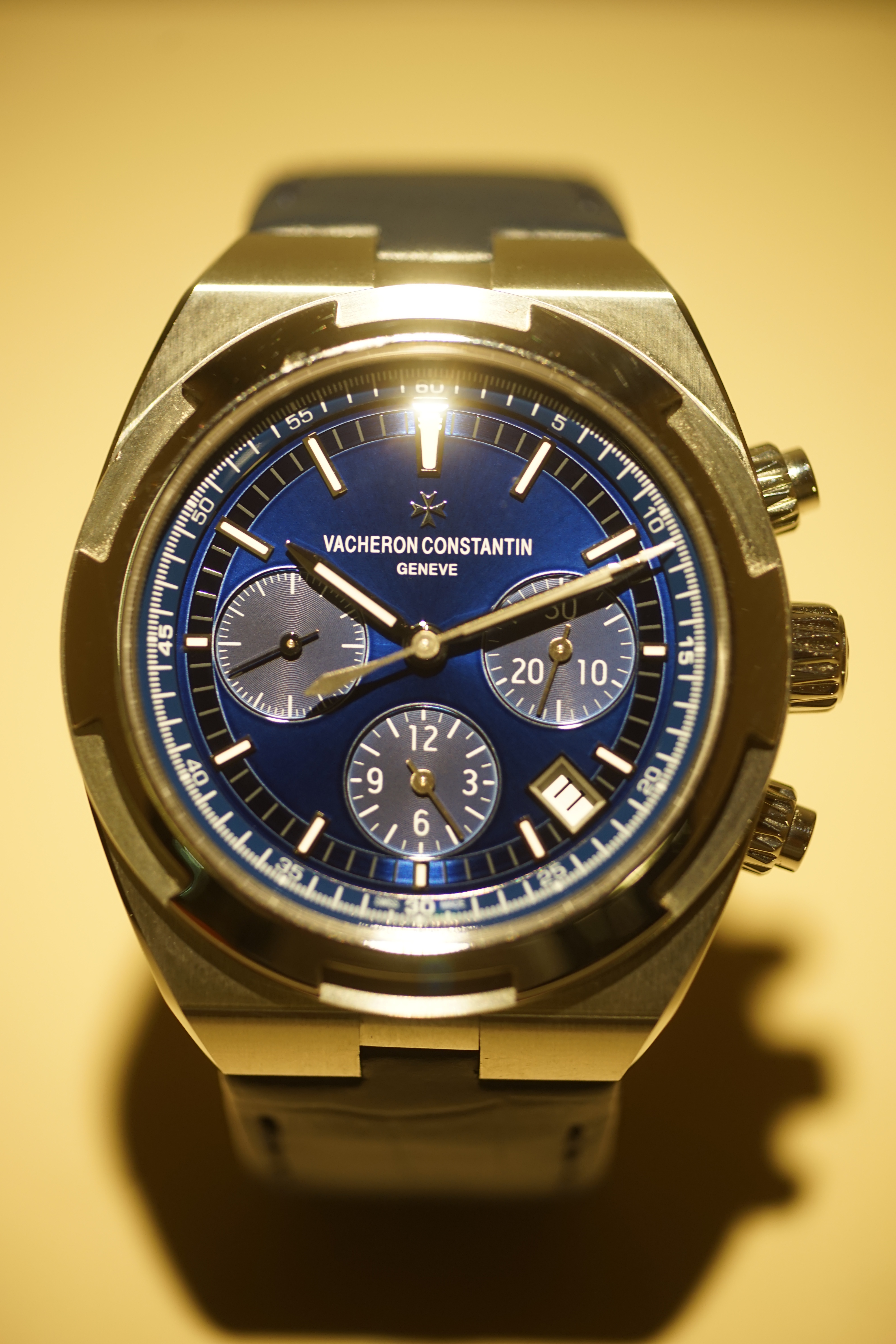 【開箱】三個願望一次滿足：江詩丹頓Vacheron Contantin縱橫四海 Overseas計時碼錶