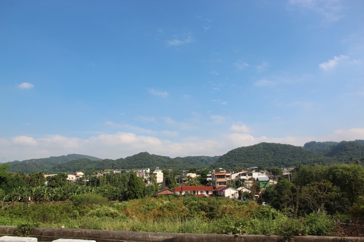 台 灣 米 倉 田 中 之 旅 ( 下 ) 騎 遊 八 堡 圳
