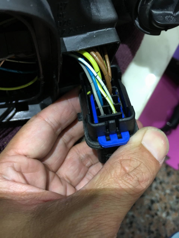 2005 AUDI A3 8P 2.0T 大燈脆化包透明熱縮套管 DIY