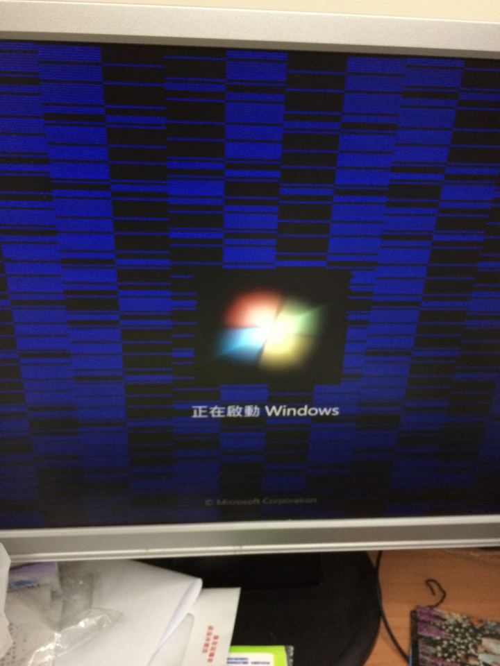 請問這是顯卡壞掉嗎?