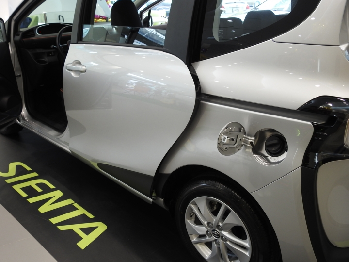 翻轉大空間，樂活每一天，新世代休旅"TOYOTA SIENTA"...試駕體驗心得