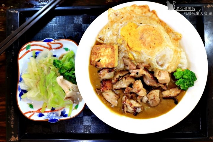 (合作)【高雄 旗山】旗山老街碧蓮餐館沙威瑪/酥皮濃湯/雙色泡菜丼飯…平價又吃得飽的老街懷舊餐館，美味料理讓我們吃得好滿足❤
