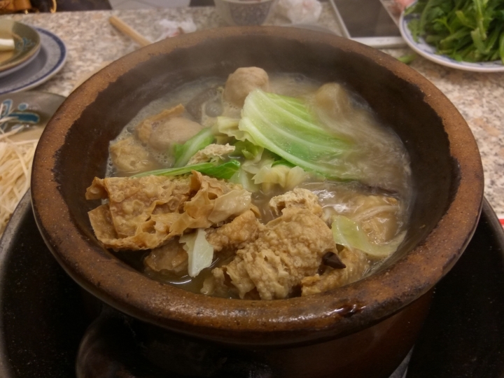 [薑母鴨]霸味薑母鴨食記~天冷進補~湯頭好喝~好溫暖喔~