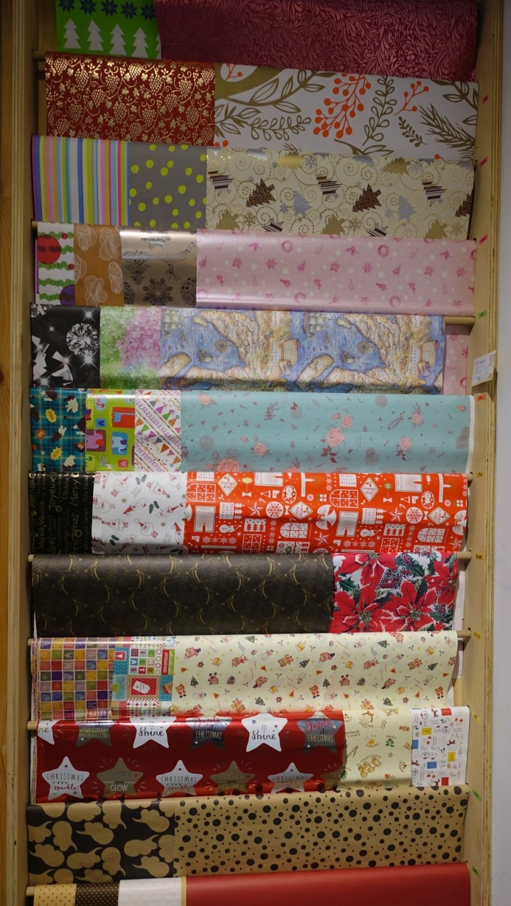 [禮物店] Wiz微禮。種類超多的禮物店。快來這找聖誕禮物、包裝禮物~(近市府站)