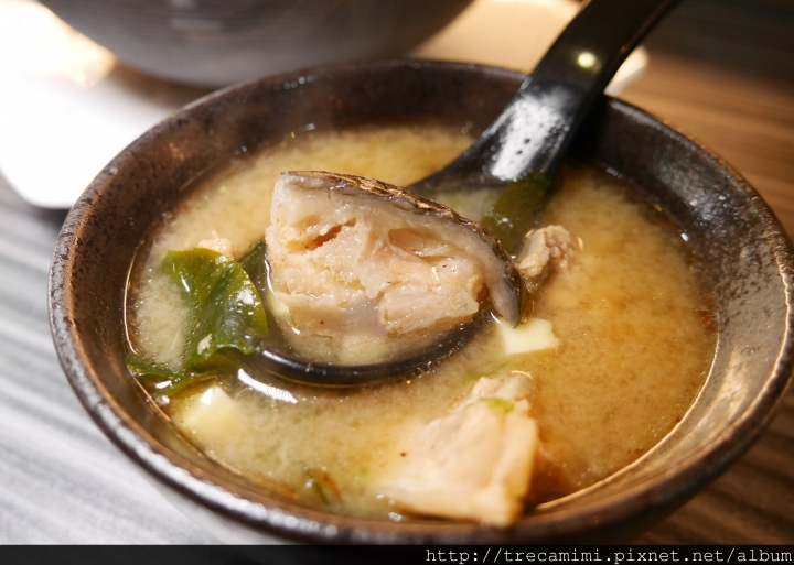 【食記】彰化阿那祭板前燒烤居酒屋-混搭風格日本料理店/內行人烤銀杏/新鮮生魚片