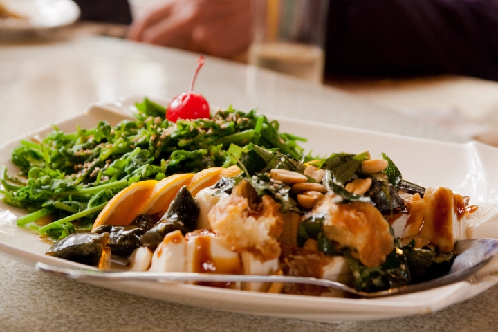 【美食。食記】南投 埔里 古色古香 熱炒原味 土角厝水上餐廳 熱炒 台菜 合菜 古早味