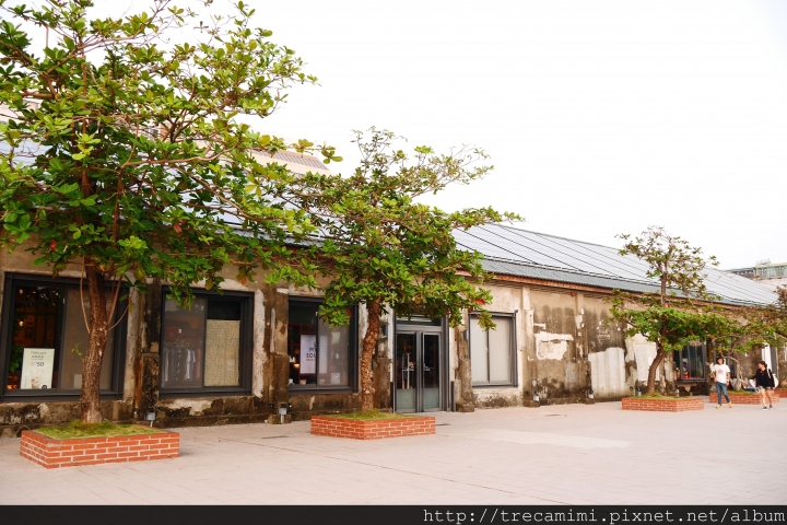 【周刊王-高雄】漫步妘端-駁二特區/鹽埕小吃/西子灣/三多商圈/寵物友善*毛孩輕旅行