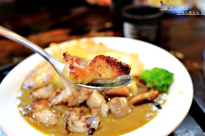 (合作)【高雄 旗山】旗山老街碧蓮餐館沙威瑪/酥皮濃湯/雙色泡菜丼飯…平價又吃得飽的老街懷舊餐館，美味料理讓我們吃得好滿足❤