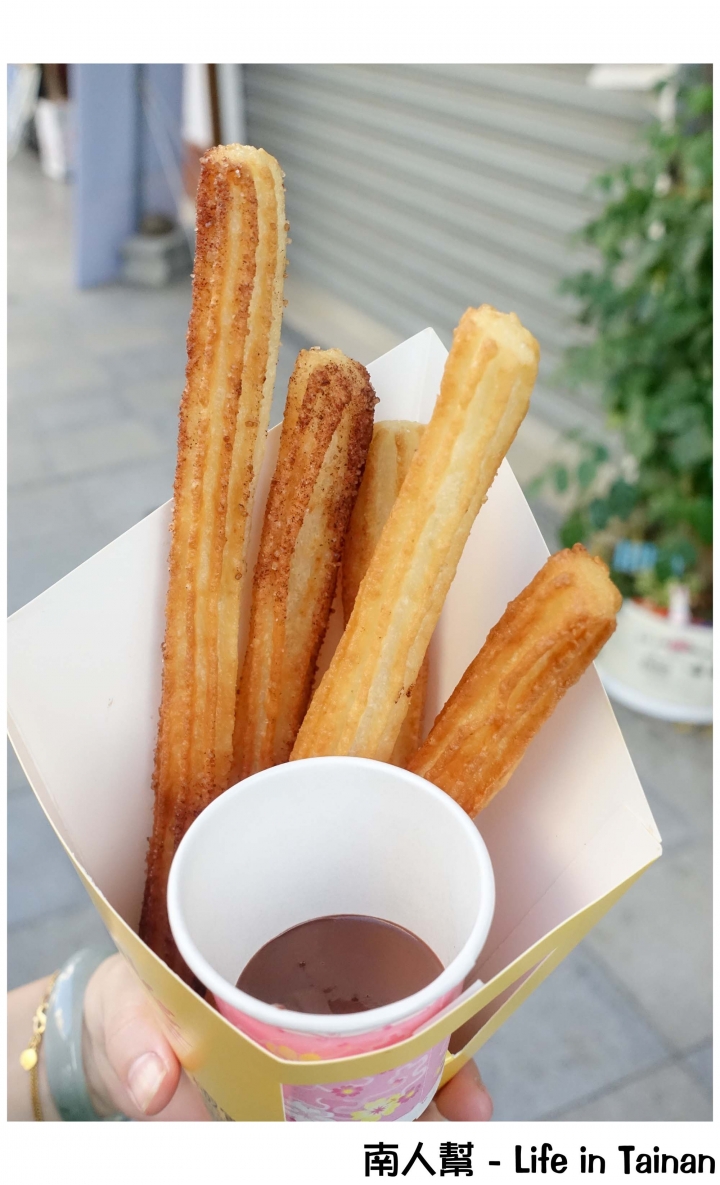 【台南中西區-美食】經典chocolate con churros組合│西班牙在地早餐小吃~極寬廚房西班牙油條店