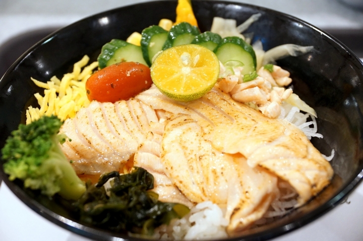 [台南][中西區] Supreme Salmon 美威鮭魚 台南西門店