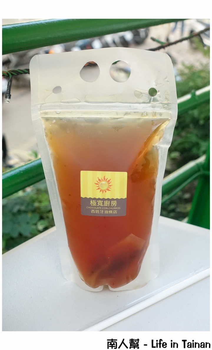 【台南中西區-美食】經典chocolate con churros組合│西班牙在地早餐小吃~極寬廚房西班牙油條店