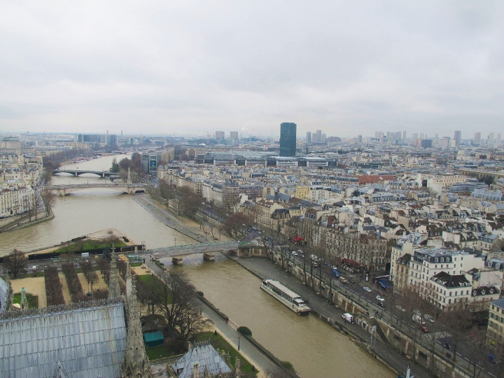 【Paris．走跳】巴黎聖母院尋找鐘樓怪人與莎士比亞老書店傳奇Notre-Dame