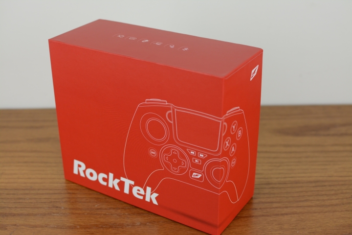 [爆肝開箱]Android電視盒玩小雞模擬器必備-- 雷爵RockTek GP500藍牙搖桿手把