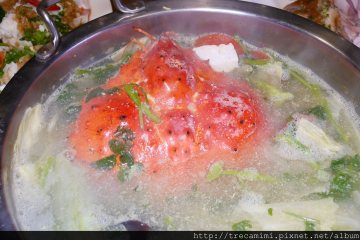 【食記】台北川郎活蟹海鮮料理-給你滿滿的帝王蟹！高檔海鮮料理/一蟹四吃/蒸煮烤蟹膏麵包/日本鱈場蟹