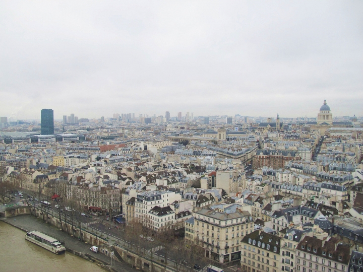 【Paris．走跳】巴黎聖母院尋找鐘樓怪人與莎士比亞老書店傳奇Notre-Dame