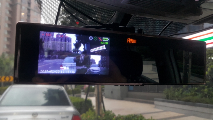 [美機分享開箱]FLYONE RM06前後1080P雙鏡行車紀錄器