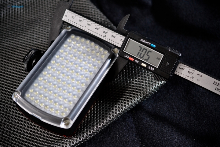 AIR之名 輕薄高亮度持續燈【YONGNUO YN-300 AIR】