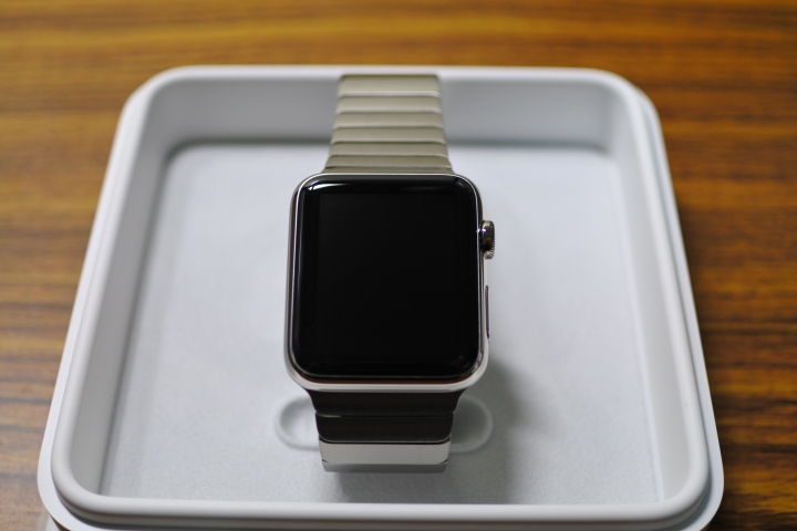 【開箱文】一代 Apple Watch 不鏽鋼錶殼搭配錶鏈帶
