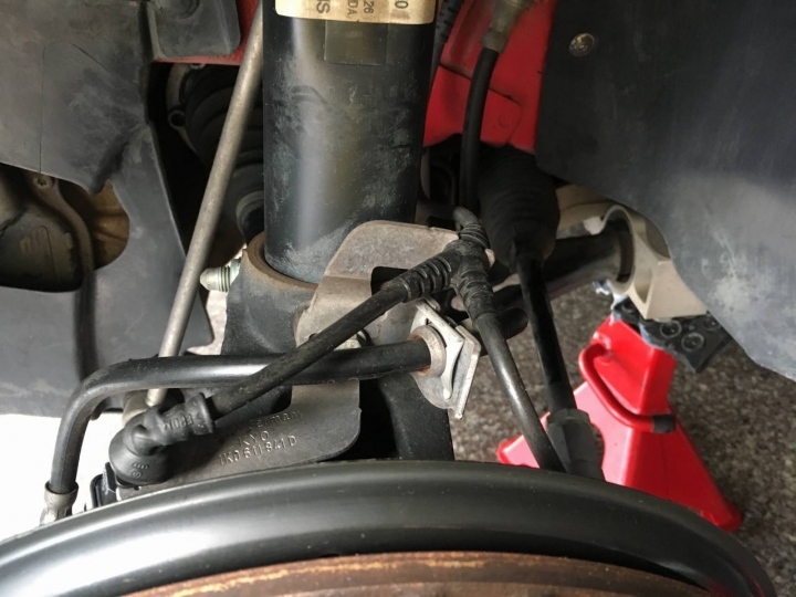 AUDI A3 更換避震器防塵套與傳動軸防塵套( Golf V GTI 也適用)