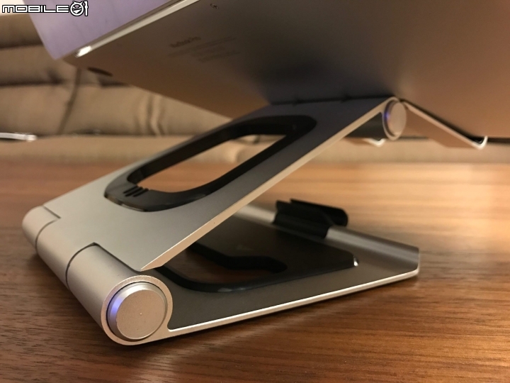 「開箱」Apex Stand 鋁合金折疊筆電架