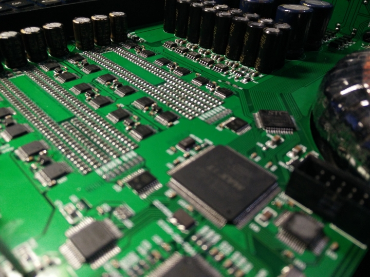 開箱~DENAFRIPS DAC-68 R2R