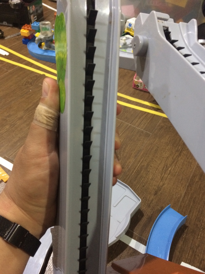 軌道玩具齒輪更換請教