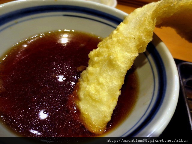 大阪【美食】平價又好吃的天婦羅和饅魚飯【大阪美食推介】