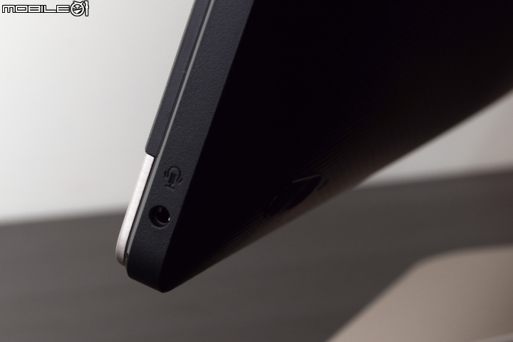 新黑金更吸睛ASUS Vivo AIO(V221IDGK)開箱