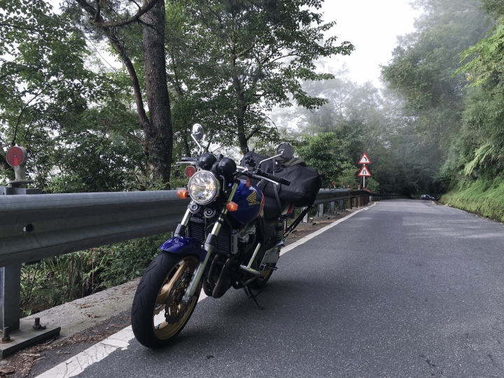 CB400 合歡山露營趣