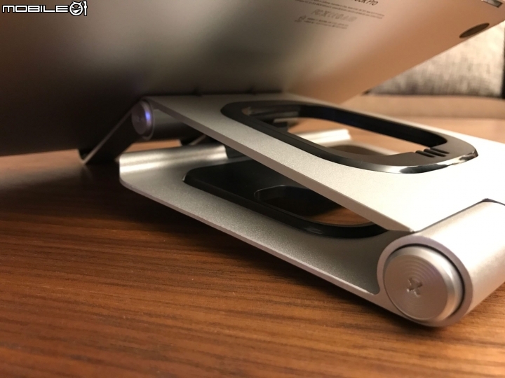 「開箱」Apex Stand 鋁合金折疊筆電架