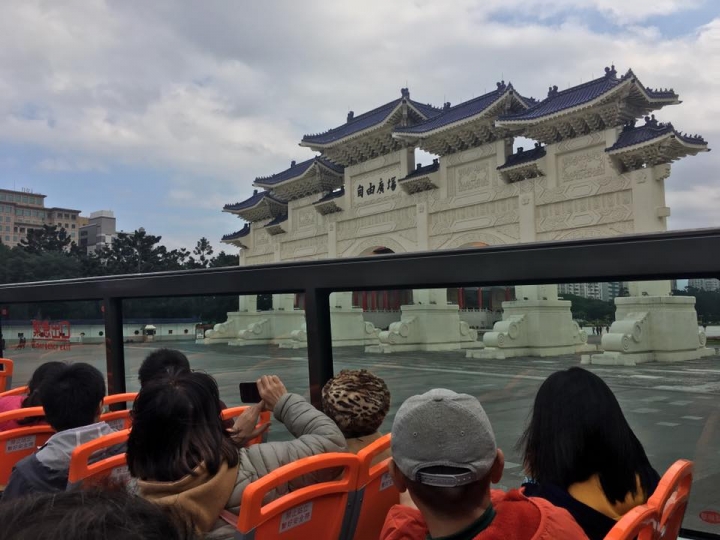 [遊記] 台北雙層觀光巴士，另一種體驗台北的方式