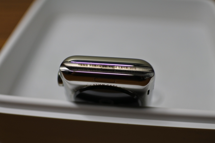 【開箱文】一代 Apple Watch 不鏽鋼錶殼搭配錶鏈帶