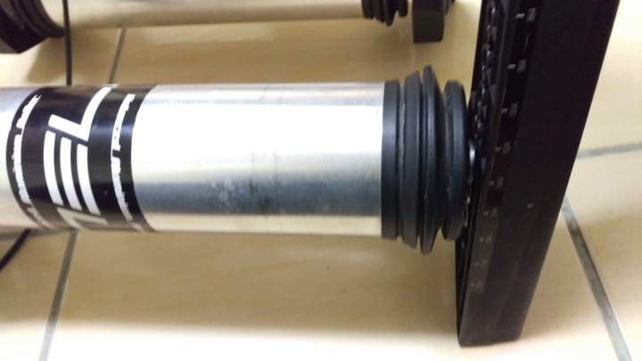 求救！有沒有使用Elite滾筒的車友(感謝已解決)