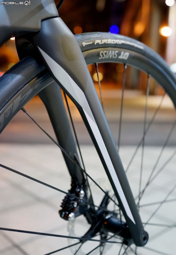 BMC RM02 6800版本（黑白色）