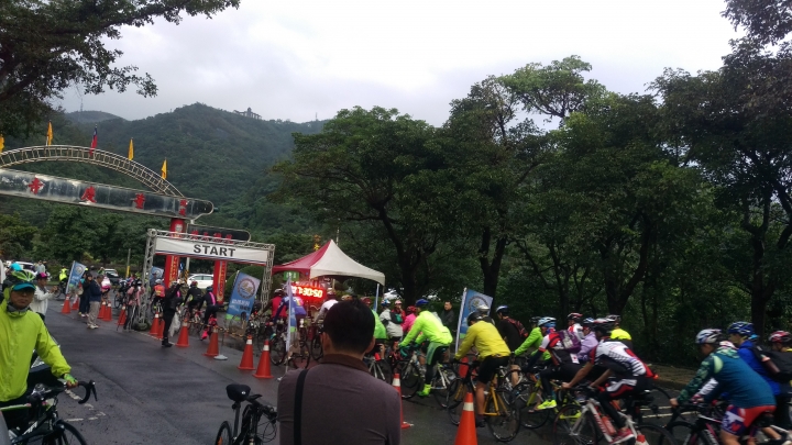 宜蘭頭城迎晨曦115KM 原本以為是個美好的騎乘回憶 ! 沒想到..