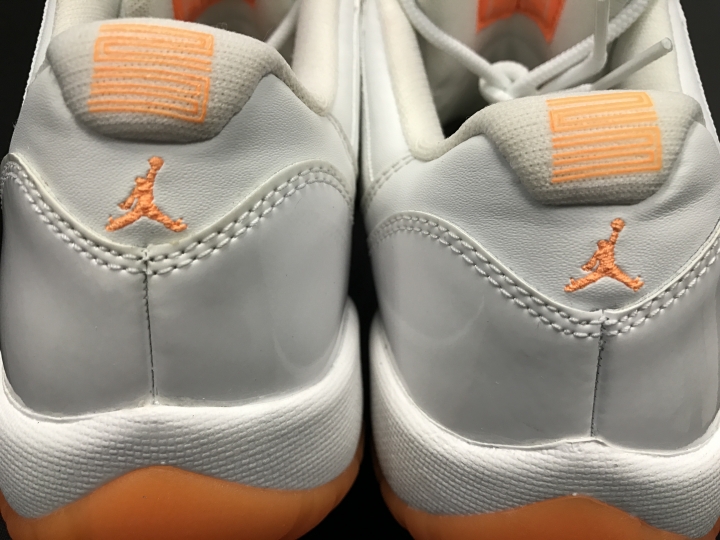 求幫助檢查這雙aj 11 low gg是真或是假