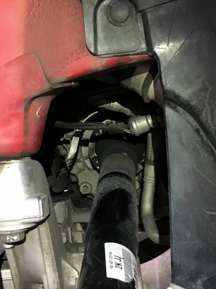 AUDI A3 更換避震器防塵套與傳動軸防塵套( Golf V GTI 也適用)