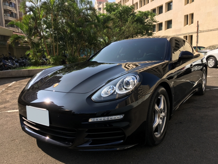 舊Panamera Edition (V6 3.6) vs 6GC (640i)