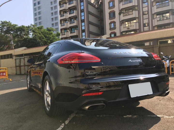 舊Panamera Edition (V6 3.6) vs 6GC (640i)