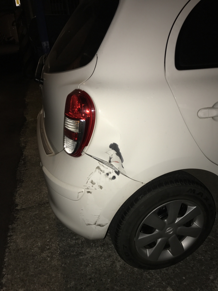 請問這樣原廠維修大概多少