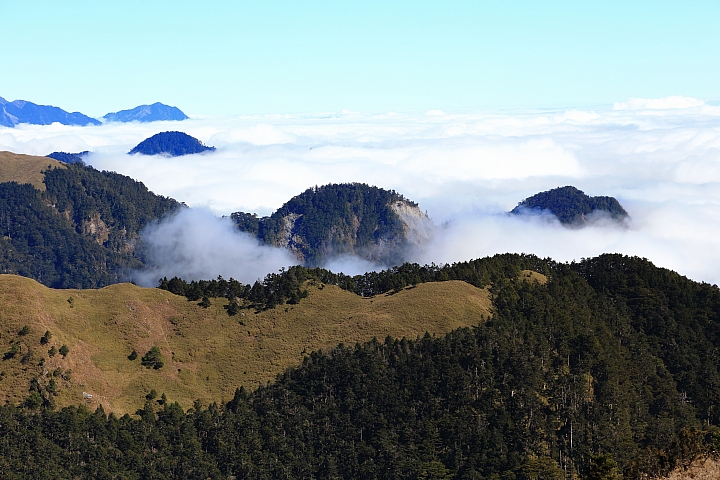 4日半之能高安東軍縱走