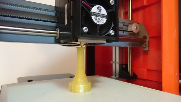 【開箱】無線輕巧高CP值的好選擇！XYZprinting 的 da Vinci mini w 3D列印機！