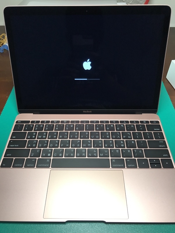[開箱]玫瑰金台版12" MacBook及Apple iphone 7 plus
