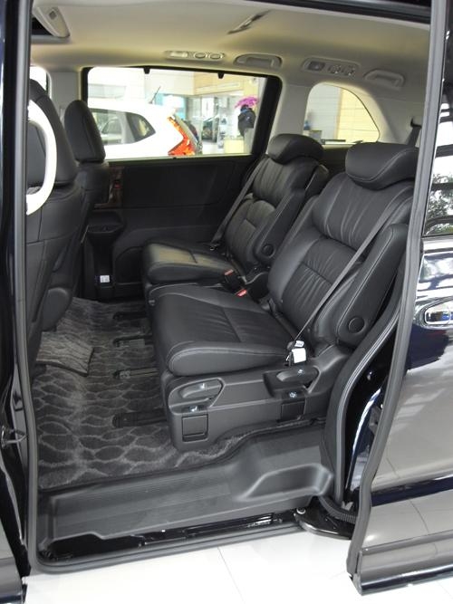 [請益] M7  Odyssey  Carens 三台選擇 請給建議